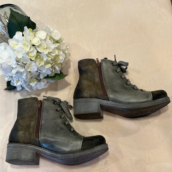 NAOT Footwear Women's Groovy Boot Vintage Smoke and Olive Green, Size 39 - Picture 4 of 9